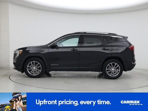 Black 2022 GMC Terrain SLT