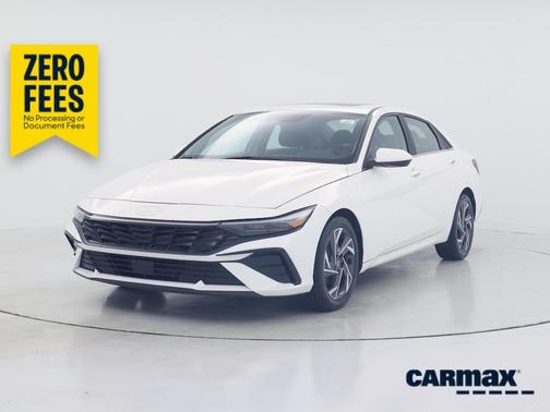 White 2024 Hyundai ELANTRA SEL