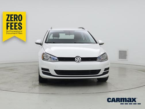 White 2016 Volkswagen Golf S