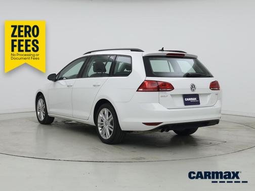 White 2016 Volkswagen Golf S