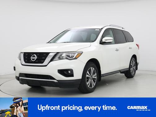 2020 Nissan Pathfinder SV