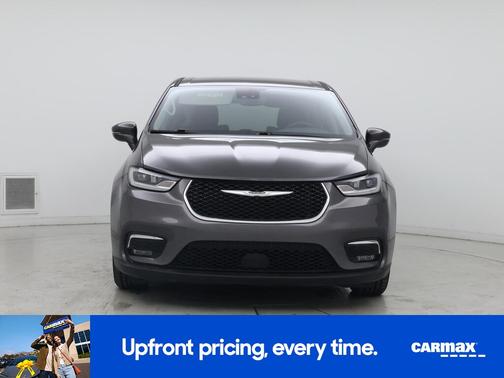 Gray 2022 Chrysler Pacifica Hybrid Touring L