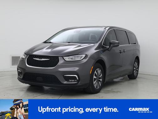 Gray 2022 Chrysler Pacifica Hybrid Touring L