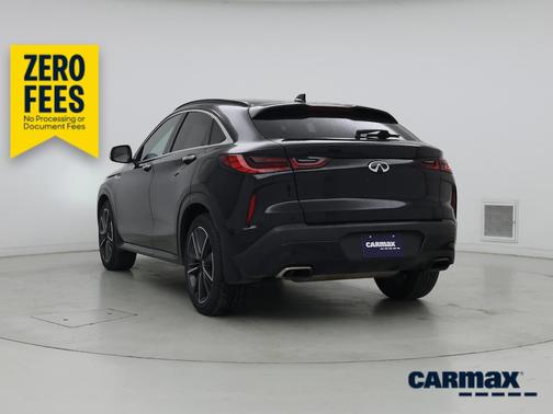 Black 2023 INFINITI QX55 Luxe