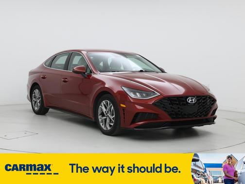 2023 Hyundai SONATA SE