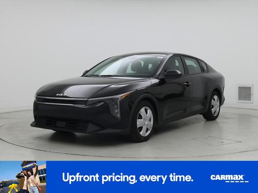 Black 2025 Kia K4 LX