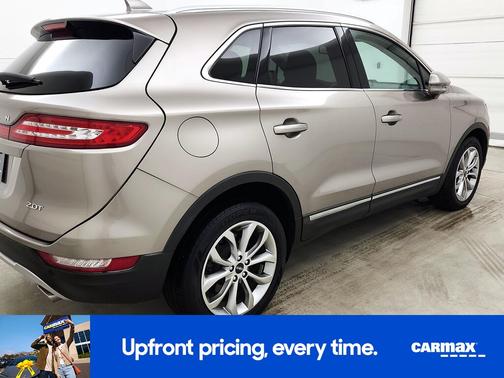 Gold 2018 Lincoln MKC Select