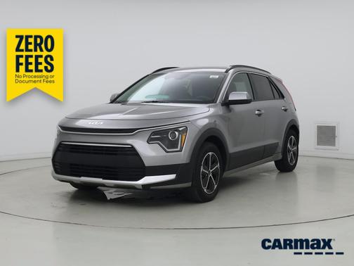 Gray 2023 Kia Niro LX