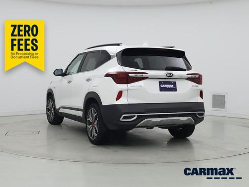 White 2021 Kia Seltos SX