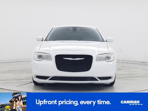 2015 Chrysler 300 Limited