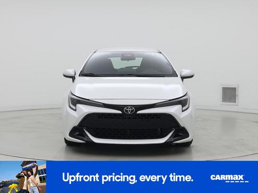 White 2023 Toyota Corolla Hatchback SE