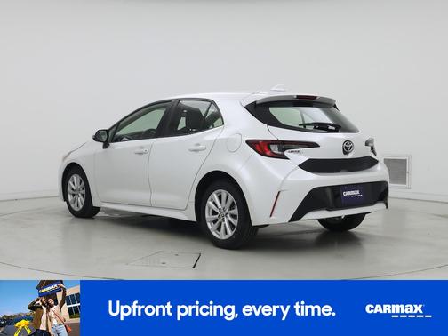 White 2023 Toyota Corolla Hatchback SE