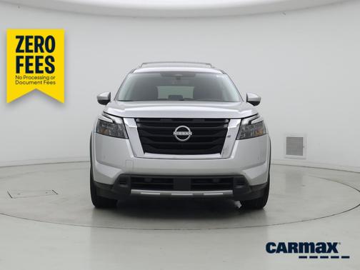 Silver 2025 Nissan Pathfinder SL