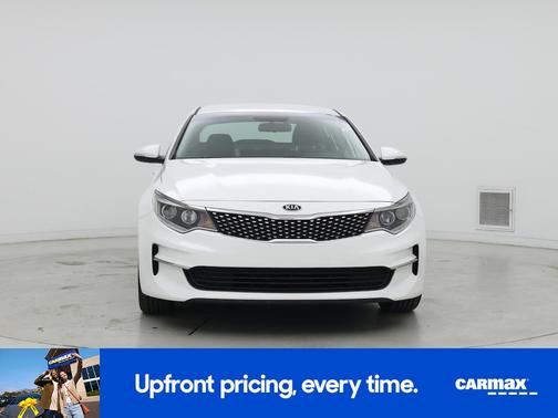 White 2017 Kia Optima EX