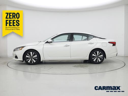 White 2021 Nissan Altima SL