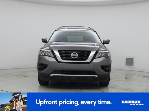 Gray 2017 Nissan Pathfinder SV