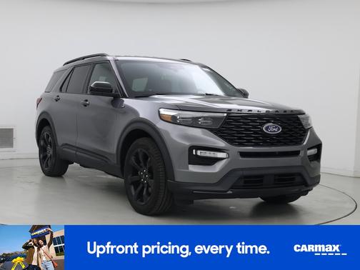 Gray 2022 Ford Explorer ST-Line