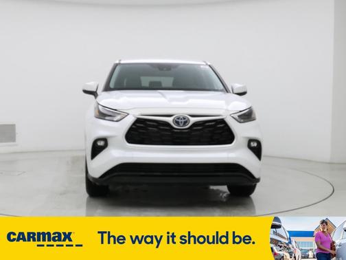 2022 Toyota Highlander Hybrid LE