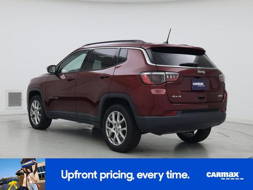 Red 2022 Jeep Compass Latitude