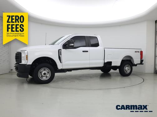 White 2025 Ford F-250 XL