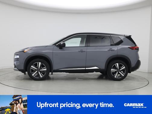 Gray 2023 Nissan Rogue Platinum