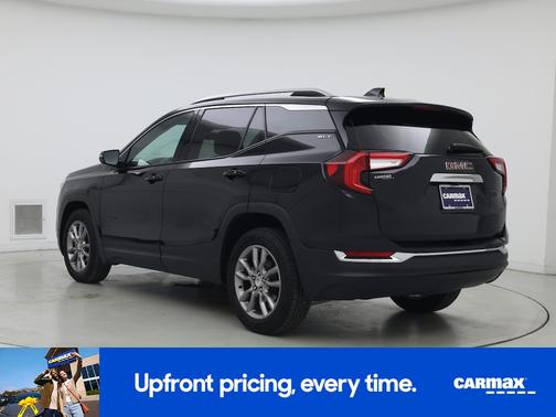 Black 2022 GMC Terrain SLT