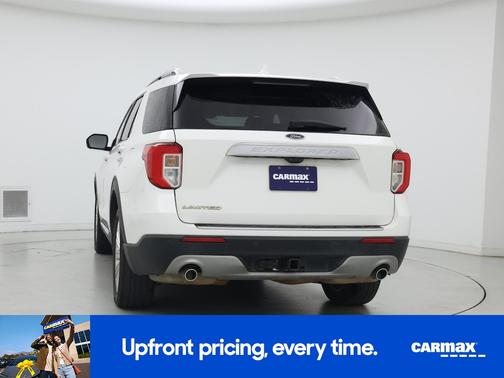 White 2022 Ford Explorer Limited