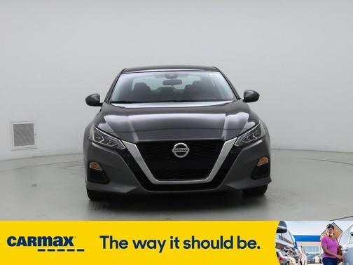 2022 Nissan Altima SV