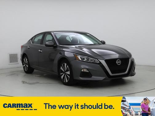 2022 Nissan Altima SV