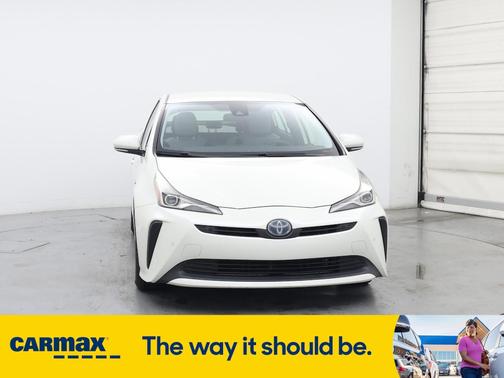 2019 Toyota Prius LE