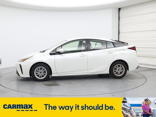 2019 Toyota Prius LE