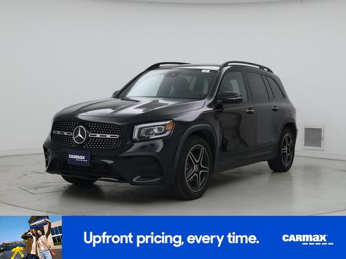 Black 2022 Mercedes-Benz GLB 250