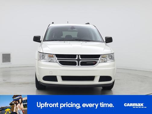 White 2018 Dodge Journey SE