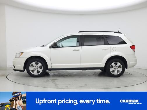 White 2018 Dodge Journey SE