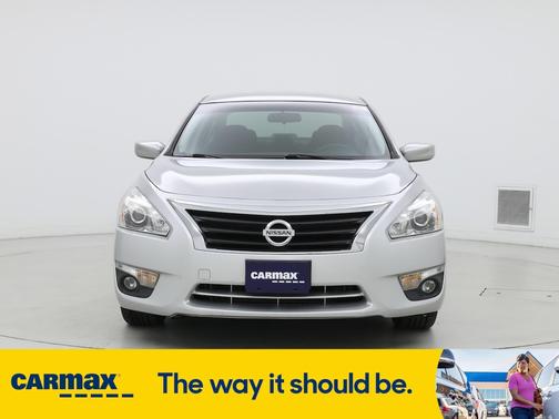 2015 Nissan Altima SV