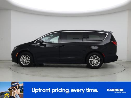 Black 2025 Chrysler Pacifica Select