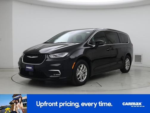 Black 2025 Chrysler Pacifica Select