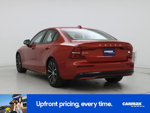 2023 Volvo S60 Recharge Plug-In Hybrid T8 Plus Dark Theme