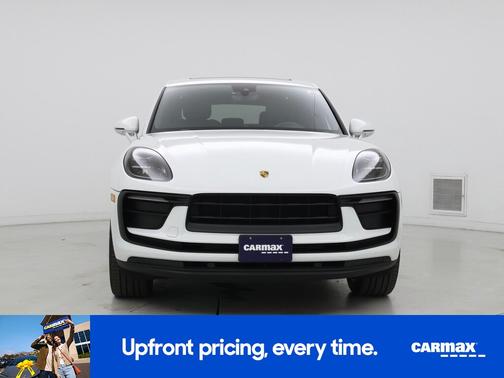 2022 Porsche Macan 