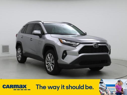 2022 Toyota RAV4 XLE Premium