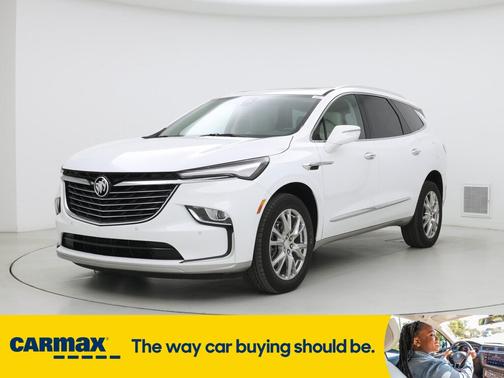 2022 Buick Enclave Essence