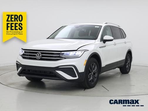 White 2023 Volkswagen Tiguan SE