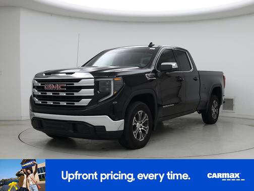 Black 2025 GMC Sierra 1500 SLE