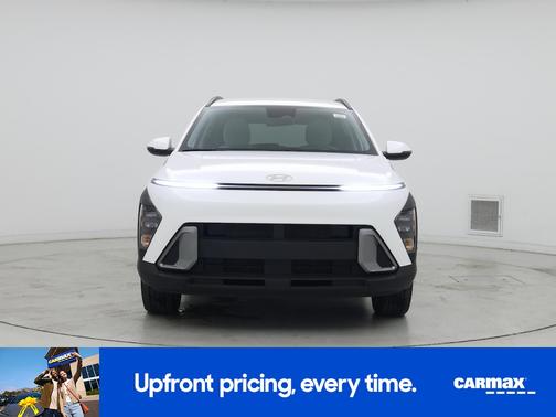 White 2025 Hyundai KONA SEL