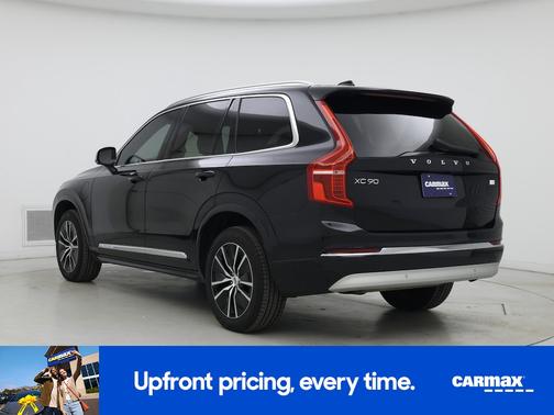 2022 Volvo XC90 Recharge Plug-In Hybrid T8 Inscription Expression