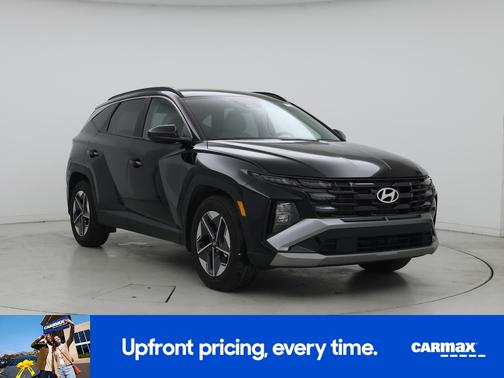 Black 2025 Hyundai TUCSON SEL