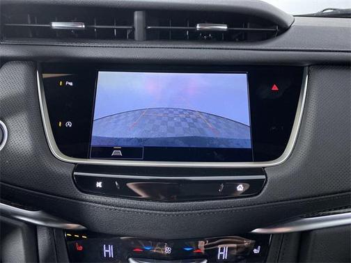 2025 Cadillac XT5 Sport