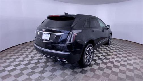 2025 Cadillac XT5 Sport
