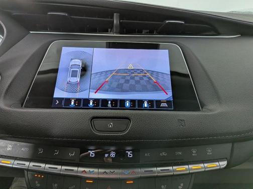 2020 Cadillac XT4 Premium Luxury