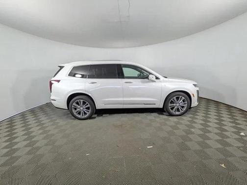 2025 Cadillac XT6 Premium Luxury AWD